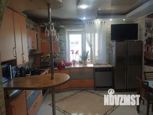 2-к квартира, посуточно, 68м2, 2/10 этаж