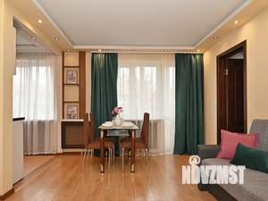 2-к квартира, посуточно, 57м2, 4/5 этаж
