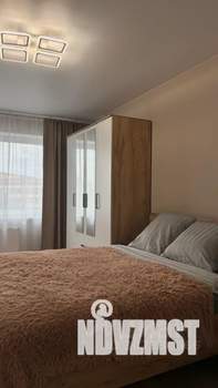 1-к квартира, посуточно, 50м2, 4/10 этаж