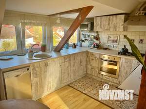 Студия квартира, посуточно, 68м2, 3/3 этаж