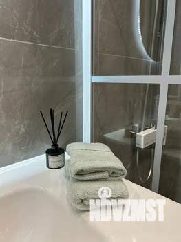 1-к квартира, посуточно, 42м2, 2/16 этаж