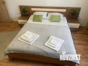 2-к квартира, посуточно, 60м2, 1/5 этаж