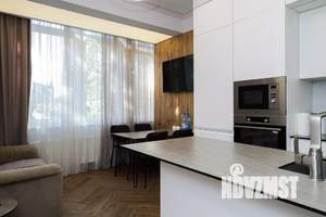 1-к квартира, посуточно, 80м2, 1/1 этаж