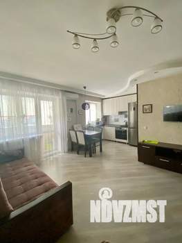 Студия квартира, посуточно, 32м2, 4/5 этаж