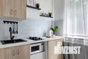 1-к квартира, посуточно, 46м2, 3/9 этаж