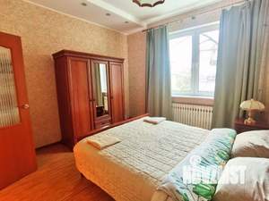2-к квартира, посуточно, 60м2, 1/1 этаж