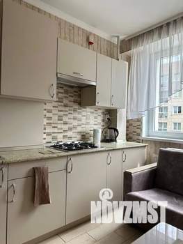 1-к квартира, посуточно, 35м2, 6/10 этаж