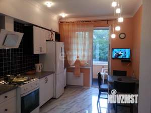 1-к квартира, на длительный срок, 50м2, 1/10 этаж