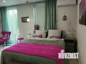 Студия квартира, посуточно, 40м2, 3/3 этаж