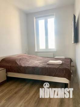 1-к квартира, посуточно, 35м2, 7/10 этаж