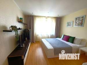 1-к квартира, посуточно, 38м2, 5/9 этаж