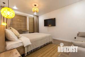 1-к квартира, посуточно, 38м2, 1/9 этаж