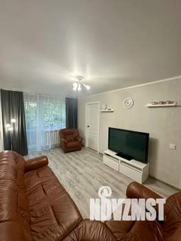 2-к квартира, посуточно, 58м2, 2/4 этаж
