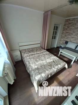 1-к квартира, посуточно, 32м2, 10/10 этаж