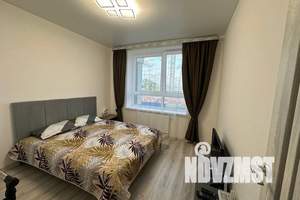 1-к квартира, посуточно, 37м2, 2/4 этаж