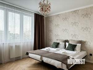 1-к квартира, посуточно, 54м2, 1/1 этаж