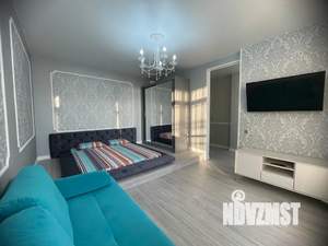 1-к квартира, посуточно, 38м2, 16/16 этаж