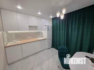 1-к квартира, посуточно, 40м2, 4/10 этаж