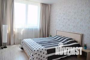 2-к квартира, посуточно, 60м2, 16/16 этаж