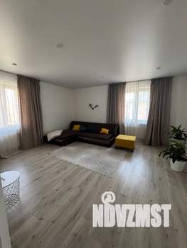 2-к квартира, посуточно, 60м2, 3/3 этаж