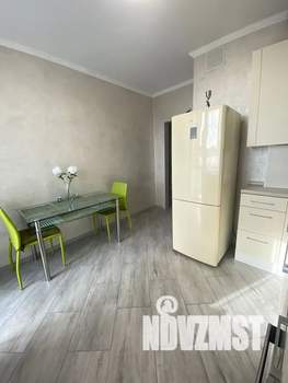 1-к квартира, посуточно, 40м2, 9/9 этаж