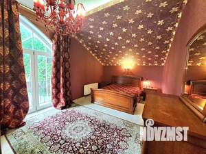 4-к квартира, посуточно, 130м2, 2/2 этаж