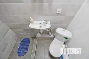 1-к квартира, посуточно, 12м2, 1/1 этаж