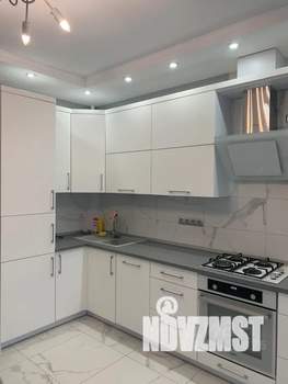 1-к квартира, посуточно, 44м2, 4/13 этаж