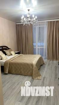 1-к квартира, посуточно, 42м2, 14/14 этаж