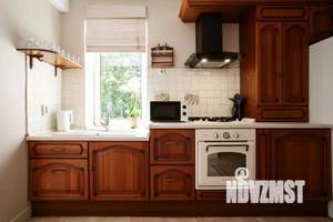 1-к квартира, посуточно, 63м2, 1/1 этаж