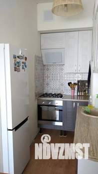 Студия квартира, посуточно, 38м2, 2/2 этаж