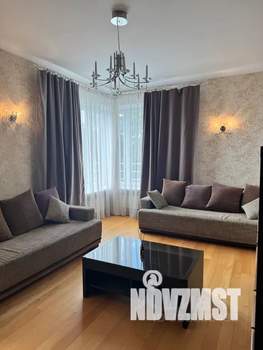 1-к квартира, посуточно, 57м2, 4/8 этаж