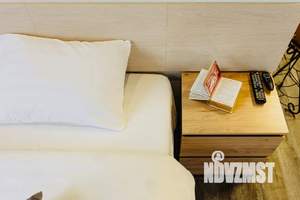 Студия квартира, посуточно, 76м2, 1/2 этаж