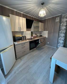 1-к квартира, на длительный срок, 38м2, 3/17 этаж
