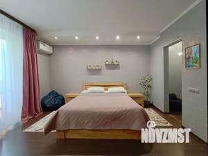 1-к квартира, посуточно, 40м2, 1/5 этаж