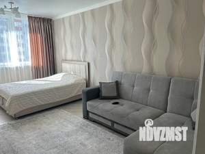 1-к квартира, посуточно, 46м2, 3/10 этаж