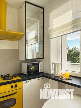 1-к квартира, посуточно, 35м2, 6/9 этаж