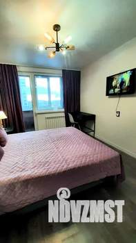 1-к квартира, посуточно, 35м2, 4/10 этаж