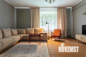 3-к квартира, посуточно, 65м2, 1/1 этаж