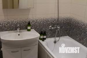 1-к квартира, посуточно, 35м2, 1/10 этаж