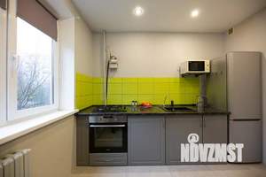 1-к квартира, посуточно, 35м2, 2/9 этаж