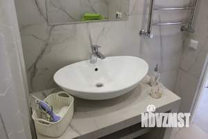 1-к квартира, посуточно, 44м2, 12/16 этаж