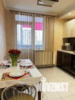 1-к квартира, посуточно, 42м2, 1/1 этаж