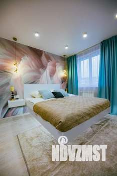 1-к квартира, посуточно, 32м2, 8/10 этаж