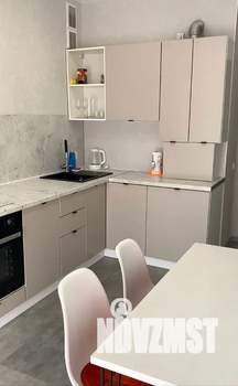 1-к квартира, посуточно, 52м2, 1/7 этаж