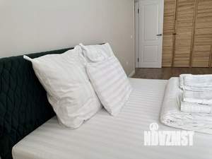 1-к квартира, посуточно, 55м2, 1/1 этаж