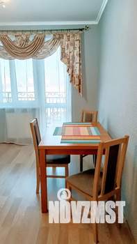 1-к квартира, посуточно, 42м2, 6/9 этаж