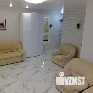 2-к квартира, посуточно, 43м2, 1/4 этаж