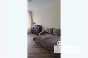 1-к квартира, посуточно, 37м2, 3/3 этаж