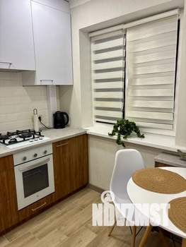 2-к квартира, посуточно, 42м2, 1/5 этаж